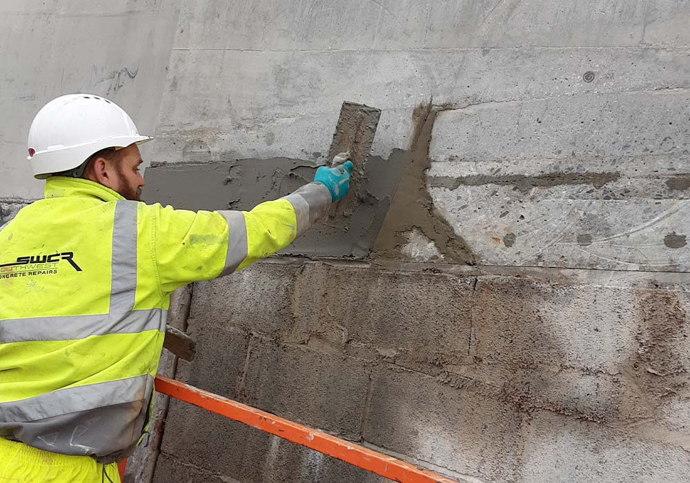 Timely repairs can extend the lifespan of the concrete walls and contribute to the sustainable use of resources.